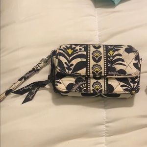 Vera Bradley wristlet/crossbody bag